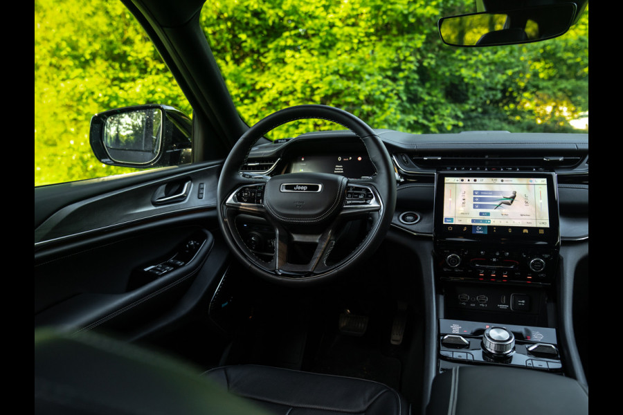 Jeep Grand Cherokee Overland 4XE 380pk PHEV | Full option! | Pano-dak | Stoelventilatie | Luchtvering | Night Vision