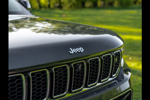 Jeep Grand Cherokee Overland 4XE 380pk PHEV | Full option! | Pano-dak | Stoelventilatie | Luchtvering | Night Vision