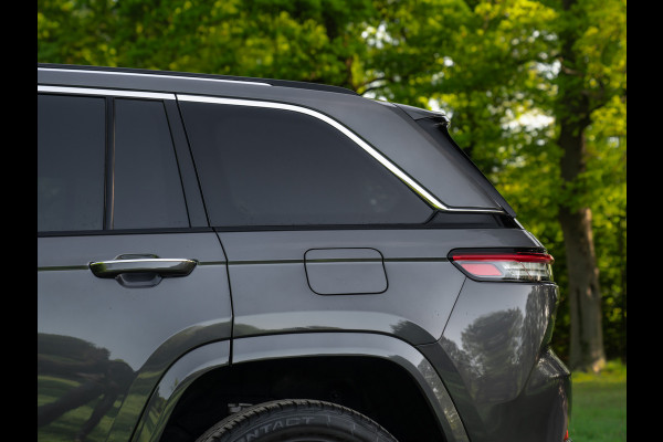 Jeep Grand Cherokee Overland 4XE 380pk PHEV | Full option! | Pano-dak | Stoelventilatie | Luchtvering | Night Vision
