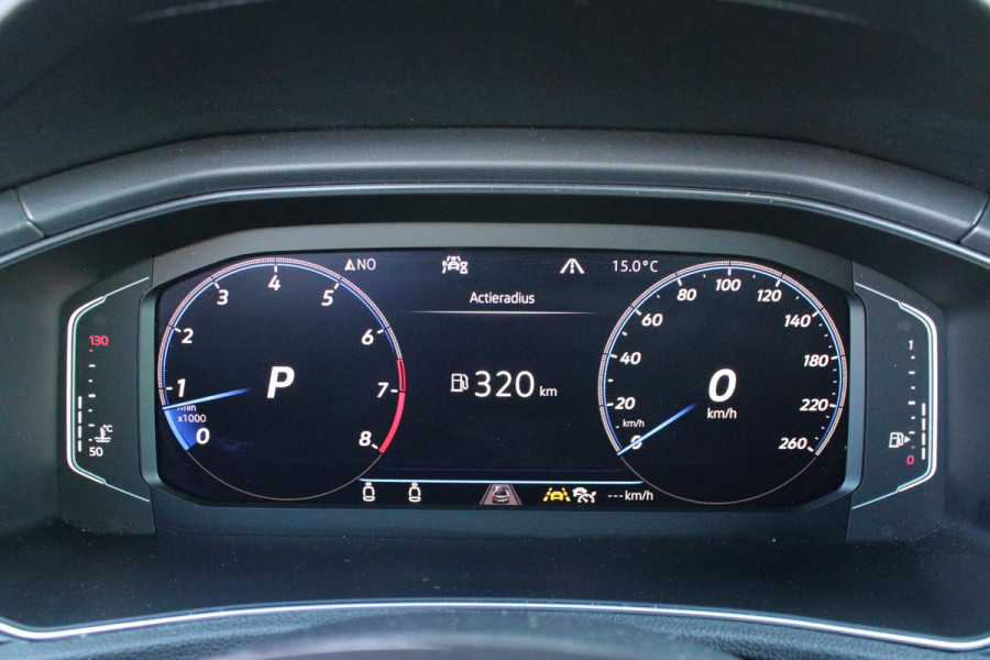 Volkswagen T-Roc Cabrio 1.5 TSI 150PK AUTOMAAT R-LINE | VIRTUAL COCKPIT | STOEL/STUUR VERWARMING | 19" LICHTMETALEN VELGEN | FULL LED KOPLAMPEN | DODEHOEK DETECTIE | ADAPTIVE CRUISE CONTROL | KEYLESS ENTRY/START | PARKEERSENSOREN VOOR EN ACHTER | ACHTERUITRIJ CAMERA | LEDEREN BEKLEDING | DAB+ RADIO | NAVIGATIE | APPLE CARPLAY/ANDROID AUTO |