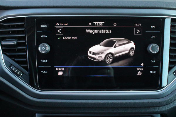 Volkswagen T-Roc Cabrio 1.5 TSI 150PK AUTOMAAT R-LINE | VIRTUAL COCKPIT | STOEL/STUUR VERWARMING | 19" LICHTMETALEN VELGEN | FULL LED KOPLAMPEN | DODEHOEK DETECTIE | ADAPTIVE CRUISE CONTROL | KEYLESS ENTRY/START | PARKEERSENSOREN VOOR EN ACHTER | ACHTERUITRIJ CAMERA | LEDEREN BEKLEDING | DAB+ RADIO | NAVIGATIE | APPLE CARPLAY/ANDROID AUTO |