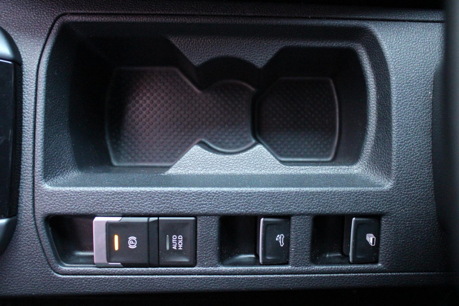 Volkswagen T-Roc Cabrio 1.5 TSI 150PK AUTOMAAT R-LINE | VIRTUAL COCKPIT | STOEL/STUUR VERWARMING | 19" LICHTMETALEN VELGEN | FULL LED KOPLAMPEN | DODEHOEK DETECTIE | ADAPTIVE CRUISE CONTROL | KEYLESS ENTRY/START | PARKEERSENSOREN VOOR EN ACHTER | ACHTERUITRIJ CAMERA | LEDEREN BEKLEDING | DAB+ RADIO | NAVIGATIE | APPLE CARPLAY/ANDROID AUTO |