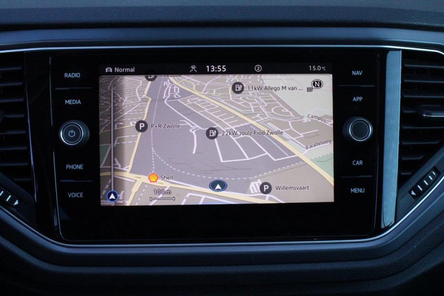 Volkswagen T-Roc Cabrio 1.5 TSI 150PK AUTOMAAT R-LINE | VIRTUAL COCKPIT | STOEL/STUUR VERWARMING | 19" LICHTMETALEN VELGEN | FULL LED KOPLAMPEN | DODEHOEK DETECTIE | ADAPTIVE CRUISE CONTROL | KEYLESS ENTRY/START | PARKEERSENSOREN VOOR EN ACHTER | ACHTERUITRIJ CAMERA | LEDEREN BEKLEDING | DAB+ RADIO | NAVIGATIE | APPLE CARPLAY/ANDROID AUTO |