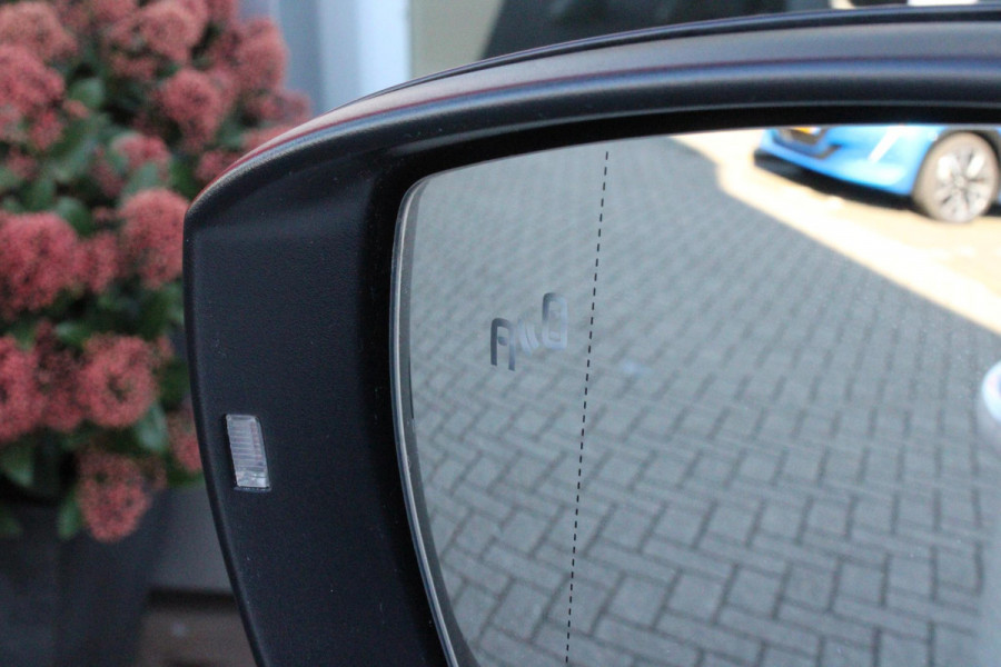 Volkswagen T-Roc Cabrio 1.5 TSI 150PK AUTOMAAT R-LINE | VIRTUAL COCKPIT | STOEL/STUUR VERWARMING | 19" LICHTMETALEN VELGEN | FULL LED KOPLAMPEN | DODEHOEK DETECTIE | ADAPTIVE CRUISE CONTROL | KEYLESS ENTRY/START | PARKEERSENSOREN VOOR EN ACHTER | ACHTERUITRIJ CAMERA | LEDEREN BEKLEDING | DAB+ RADIO | NAVIGATIE | APPLE CARPLAY/ANDROID AUTO |