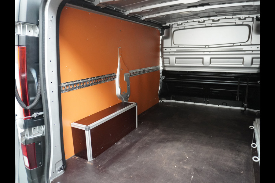 Renault Trafic 1.6dCi L1H1 T27 3-Pers. Elektrische Ramen en Spiegels Bluetooth Radio/Usb Betonplex vloer Schuifdeur Wandbetimmering Générique 1e Eigenaar Euro 6 Super nette Bus!