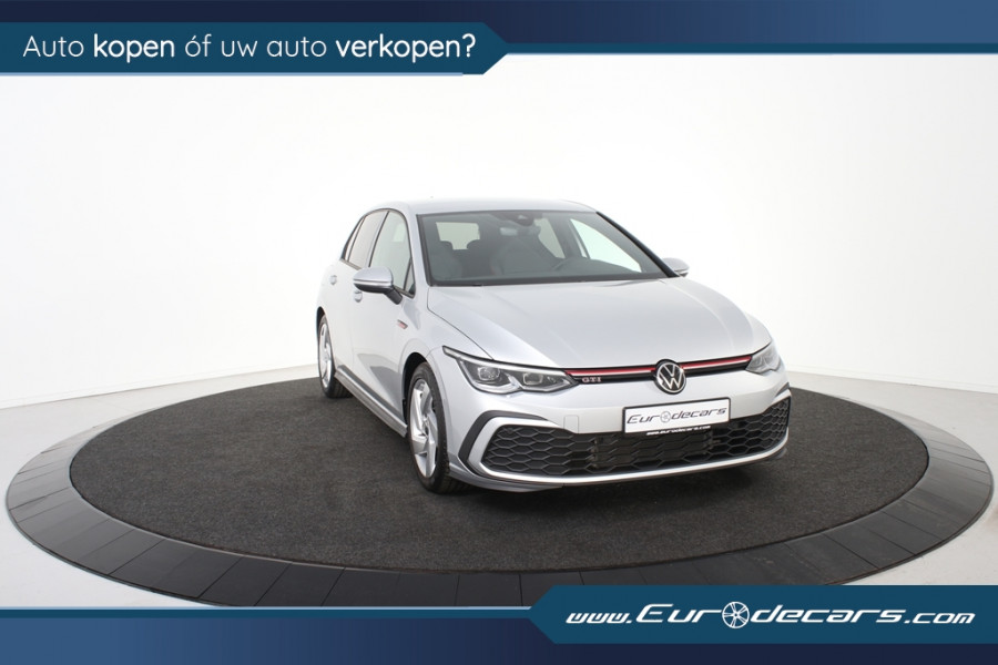 Volkswagen Golf VIII 2.0 TSI GTI *Navigatie*Keyless*Stoelverwarming*Park assist*