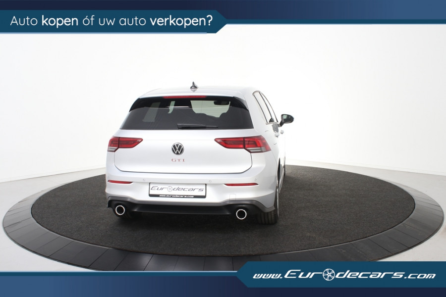 Volkswagen Golf VIII 2.0 TSI GTI *Navigatie*Keyless*Stoelverwarming*Park assist*
