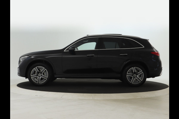 Mercedes-Benz GLC 400 e 4MATIC AMG Plug-In Hybride | AMG Line Premium | Tekhaak | Panorama Schuif-Kanteldak | Rijassistentiepakket plus | Stuur en Stoelverwarming | Inclusief 24 maanden MB Certified garantie voor Europa.