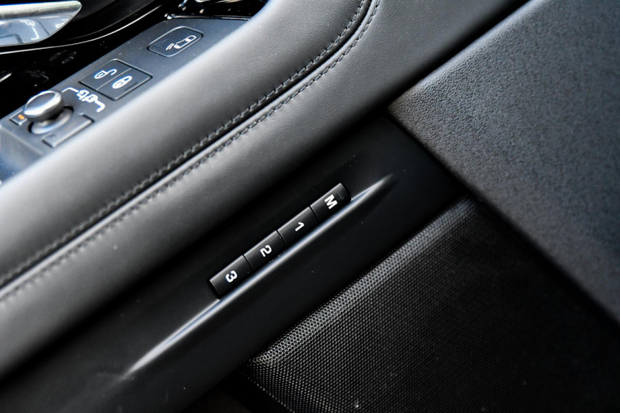 Land Rover Range Rover Evoque 2.0 P200 AWD R-Dynamic. Pano, Memory, HUD, 360, Leder, Meridian, Sfeer, Keyless, Stuurvw, Dodeh!