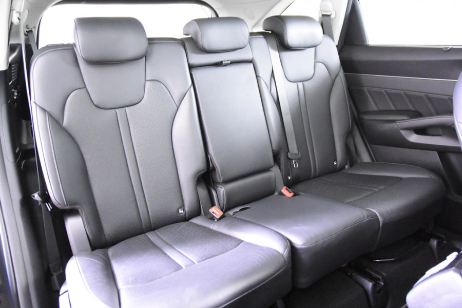 Kia Sorento 1.6 T-GDI Plug-in Hybrid 4WD 7p. *Full Options*