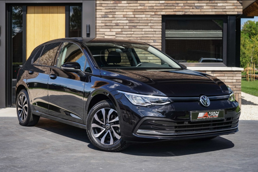 Volkswagen Golf VIII 1.0 TSI Active