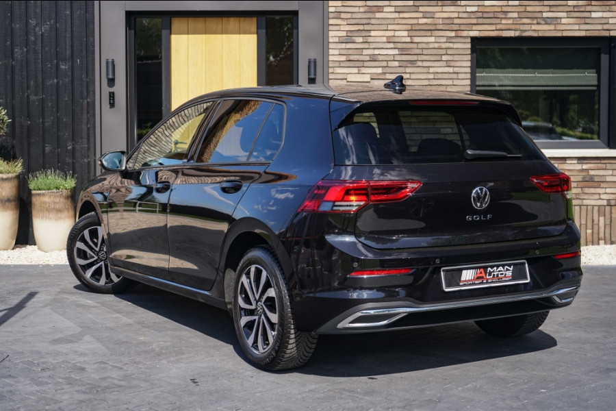 Volkswagen Golf VIII 1.0 TSI Active