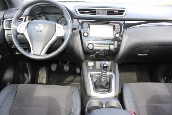 Nissan QASHQAI 1.6 N-Vision 1e eig PANO CAMERA´´S MEDIA NAVI CLIMA ALCANTARA -LEDER TREKHAAK