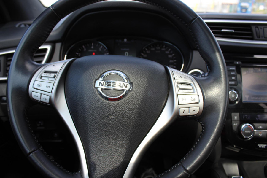 Nissan QASHQAI 1.6 N-Vision 1e eig PANO CAMERA´´S MEDIA NAVI CLIMA ALCANTARA -LEDER TREKHAAK