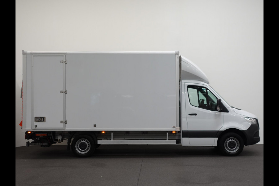 Mercedes-Benz Sprinter 315 150pk Automaat Bakwagen Laadklep Meubelbak Navi Airco Cruise Control Zijdeur Comfort stoelen
