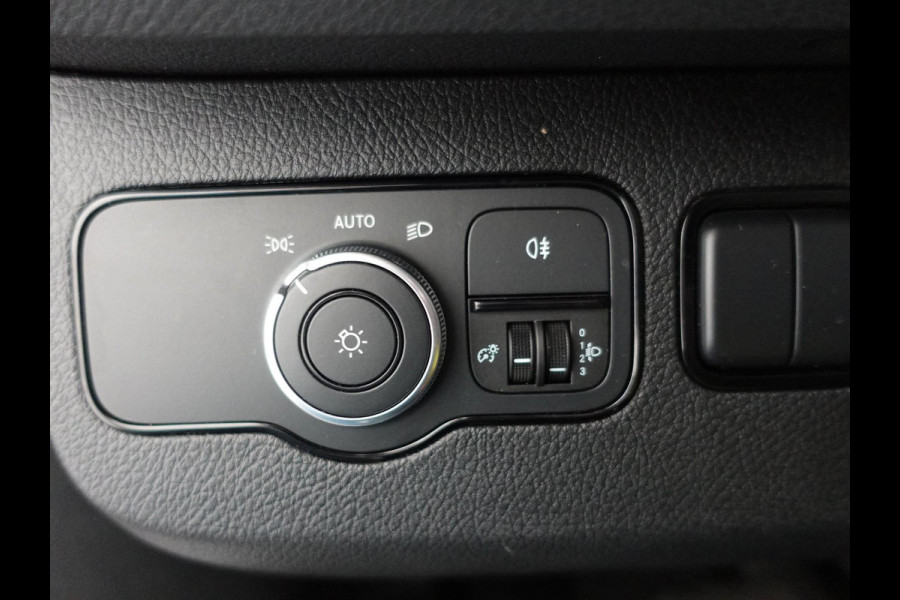 Mercedes-Benz Sprinter 315 150pk Automaat Bakwagen Laadklep Meubelbak Navi Airco Cruise Control Zijdeur Comfort stoelen