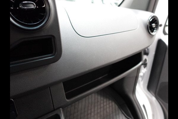 Mercedes-Benz Sprinter 315 150pk Automaat Bakwagen Laadklep Meubelbak Navi Airco Cruise Control Zijdeur Comfort stoelen