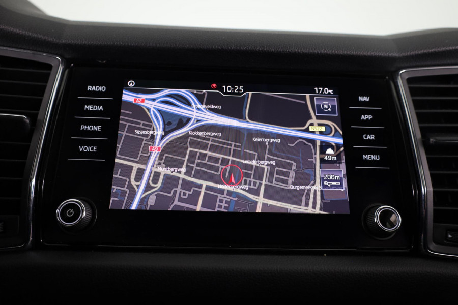 Škoda Kodiaq 1.5 TSI Business Edition 150pk | Panoramadak | Trekhaak | Navigatie | Virtual Cockpit | Verwarmbare voorstoelen