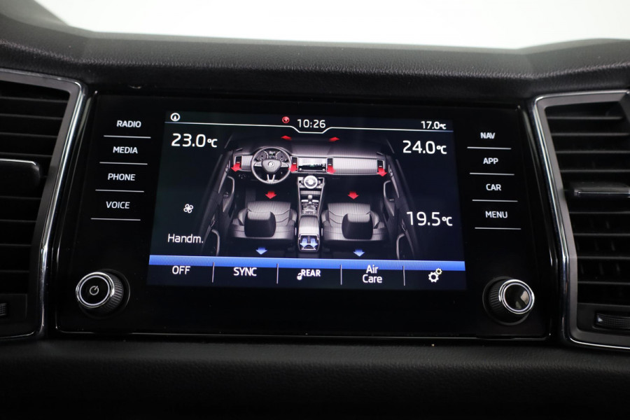 Škoda Kodiaq 1.5 TSI Business Edition 150pk | Panoramadak | Trekhaak | Navigatie | Virtual Cockpit | Verwarmbare voorstoelen