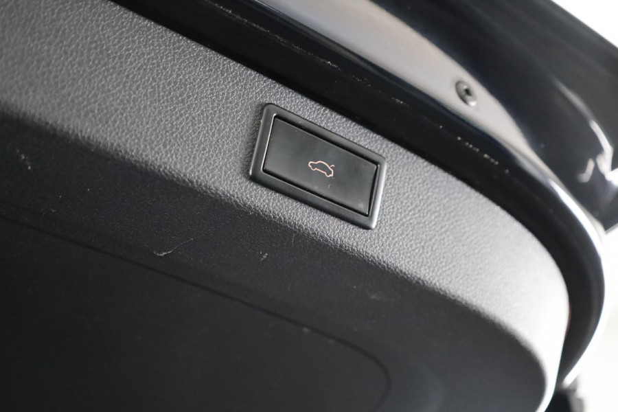 Škoda Kodiaq 1.5 TSI Business Edition 150pk | Panoramadak | Trekhaak | Navigatie | Virtual Cockpit | Verwarmbare voorstoelen