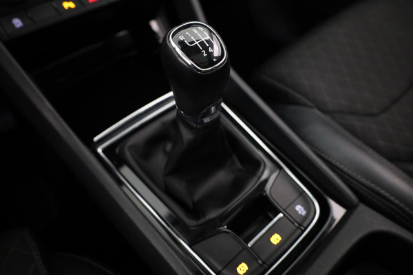 Škoda Kodiaq 1.5 TSI Business Edition 150pk | Panoramadak | Trekhaak | Navigatie | Virtual Cockpit | Verwarmbare voorstoelen