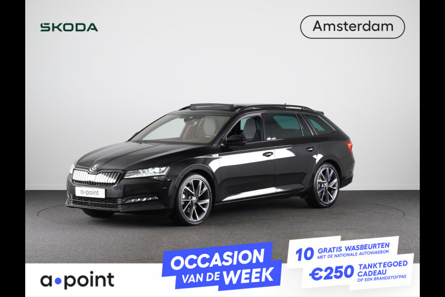 Škoda Superb Combi 1.4 TSI iV Sportline Business 218pk | Panoramadak | Adaptieve cruise controle | Verwarmbare voorstoelen en achterbank