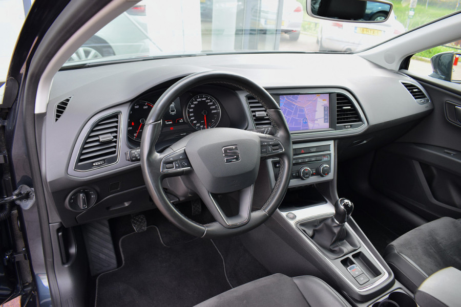 Seat León ST 1.5 TSI Style Ultimate Edition | Apple CarPlay | Leer/ Alcantara | Camera | Climate