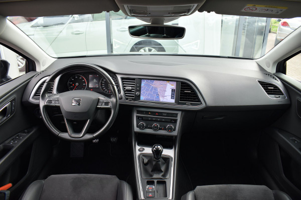 Seat León ST 1.5 TSI Style Ultimate Edition | Apple CarPlay | Leer/ Alcantara | Camera | Climate