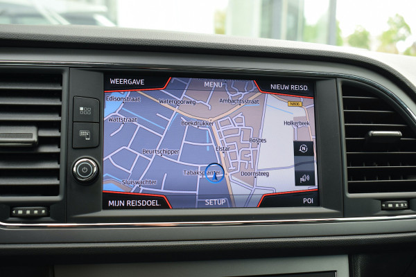 Seat León ST 1.5 TSI Style Ultimate Edition | Apple CarPlay | Leer/ Alcantara | Camera | Climate