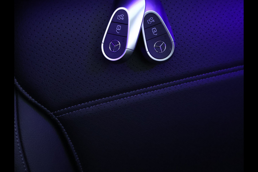 Mercedes-Benz GLC 400 e 4MATIC AMG Plug-In Hybride | AMG Line Premium | Tekhaak | Panorama Schuif-Kanteldak | Rijassistentiepakket plus | Stuur en Stoelverwarming | Inclusief 24 maanden MB Certified garantie voor Europa.