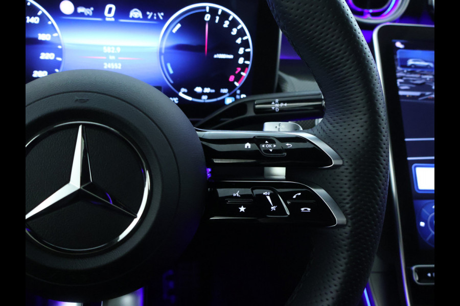 Mercedes-Benz GLC 400 e 4MATIC AMG Plug-In Hybride | AMG Line Premium | Tekhaak | Panorama Schuif-Kanteldak | Rijassistentiepakket plus | Stuur en Stoelverwarming | Inclusief 24 maanden MB Certified garantie voor Europa.
