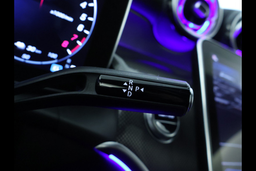 Mercedes-Benz GLC 400 e 4MATIC AMG Plug-In Hybride | AMG Line Premium | Tekhaak | Panorama Schuif-Kanteldak | Rijassistentiepakket plus | Stuur en Stoelverwarming | Inclusief 24 maanden MB Certified garantie voor Europa.