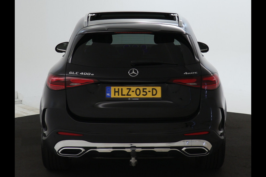 Mercedes-Benz GLC 400 e 4MATIC AMG Plug-In Hybride | AMG Line Premium | Tekhaak | Panorama Schuif-Kanteldak | Rijassistentiepakket plus | Stuur en Stoelverwarming | Inclusief 24 maanden MB Certified garantie voor Europa.
