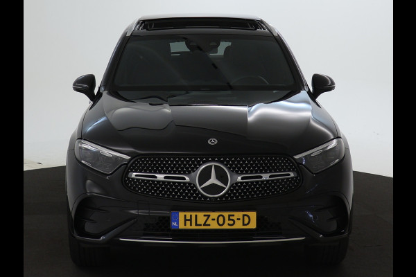 Mercedes-Benz GLC 400 e 4MATIC AMG Plug-In Hybride | AMG Line Premium | Tekhaak | Panorama Schuif-Kanteldak | Rijassistentiepakket plus | Stuur en Stoelverwarming | Inclusief 24 maanden MB Certified garantie voor Europa.