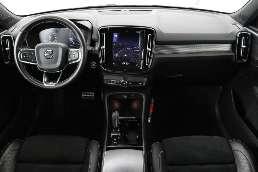 Volvo XC40 1.5 T3 R-Design | Stoel & stuurverwarming | Trekhaak | Camera | Navigatie | Achterbankverwarming | Leder/Alcantara | Full LED