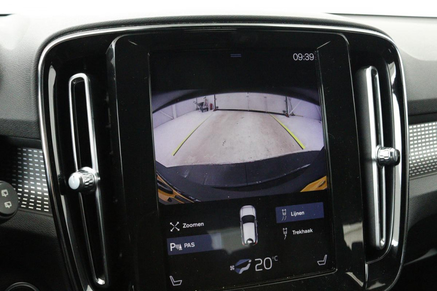Volvo XC40 1.5 T3 R-Design | Stoel & stuurverwarming | Trekhaak | Camera | Navigatie | Achterbankverwarming | Leder/Alcantara | Full LED