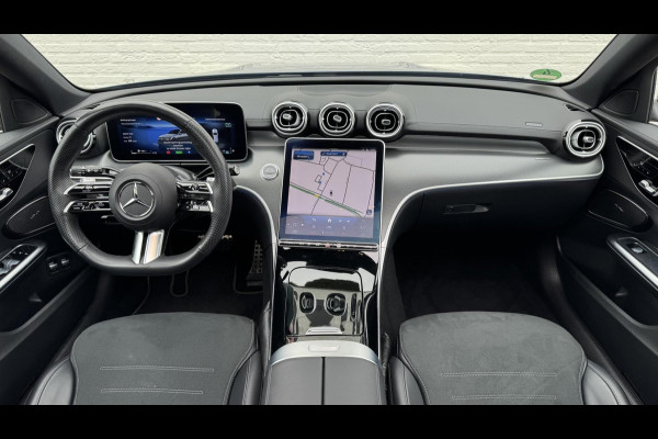 Mercedes-Benz C-Klasse 300 e AMG Line Adaptive cruise control Climate control Navi Apple / Android Leder/Alcantara