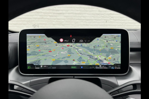 Mercedes-Benz C-Klasse 300 e AMG Line Adaptive cruise control Climate control Navi Apple / Android Leder/Alcantara