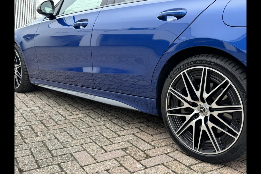 Mercedes-Benz C-Klasse 300 e AMG Line Adaptive cruise control Climate control Navi Apple / Android Leder/Alcantara