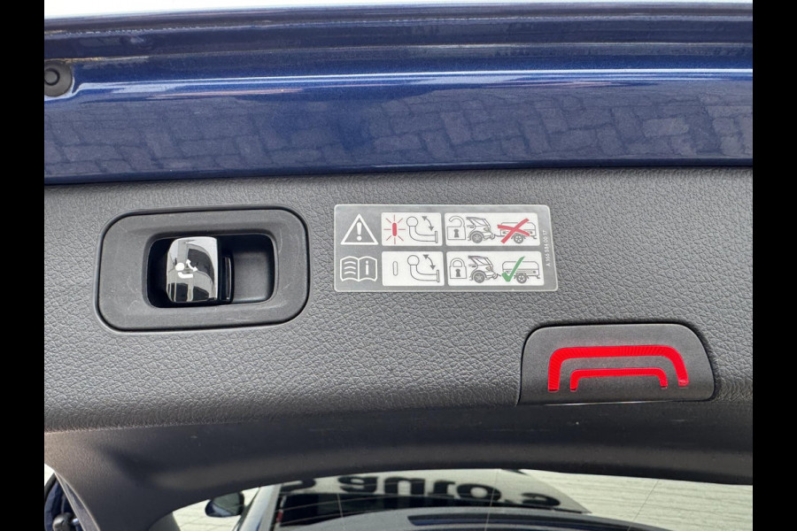 Mercedes-Benz C-Klasse 300 e AMG Line Adaptive cruise control Climate control Navi Apple / Android Leder/Alcantara