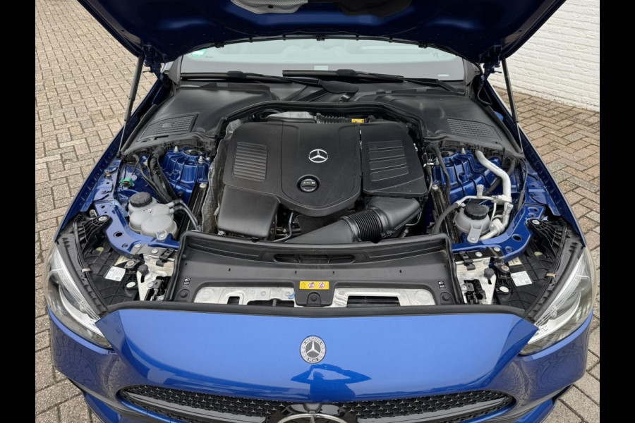 Mercedes-Benz C-Klasse 300 e AMG Line Adaptive cruise control Climate control Navi Apple / Android Leder/Alcantara