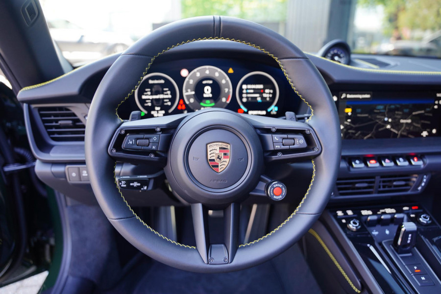 Porsche 911 992.2 Carrera GTS Cabriolet PTS Brewster Green Ceramic