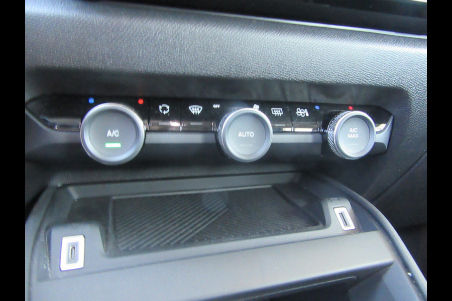 Citroën C4 1.2 Feel Pack | Navi | Camera | HUD | LED | Climate Control | (occasion)