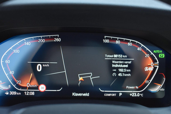 BMW 3-serie 320i High Executive | HARMAN KARDON | SCHUIF KANTELDAK | LEDER | STOELVERWARMING | SFEERVERLICHTING | APPLE CARPLAY
