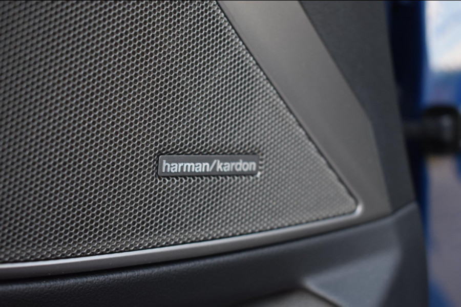 BMW 3-serie 320i High Executive | HARMAN KARDON | SCHUIF KANTELDAK | LEDER | STOELVERWARMING | SFEERVERLICHTING | APPLE CARPLAY