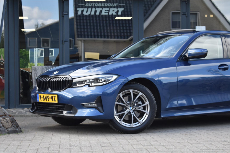 BMW 3-serie 320i High Executive | HARMAN KARDON | SCHUIF KANTELDAK | LEDER | STOELVERWARMING | SFEERVERLICHTING | APPLE CARPLAY