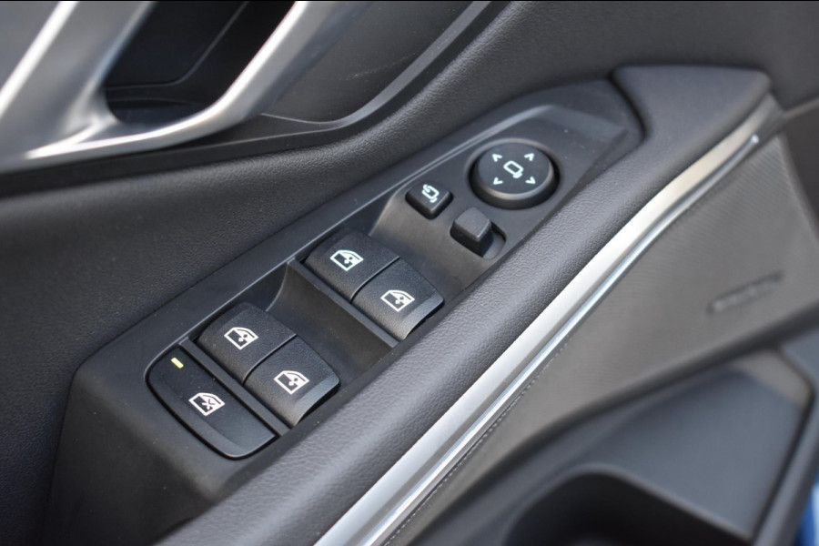 BMW 3-serie 320i High Executive | HARMAN KARDON | SCHUIF KANTELDAK | LEDER | STOELVERWARMING | SFEERVERLICHTING | APPLE CARPLAY