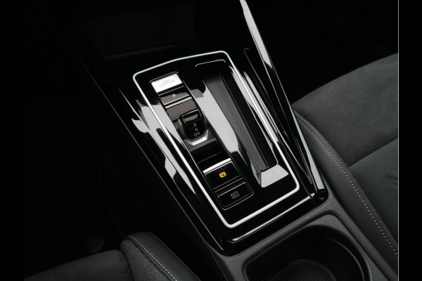 Volkswagen Golf 1.5 eHybrid Style Edition