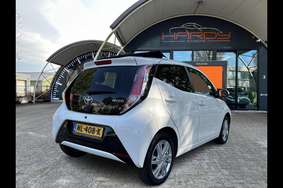 Toyota Aygo 1.0 VVT-i X-Wave Cabrio Camera Keyless NL-Auto Rijklaarprijs!