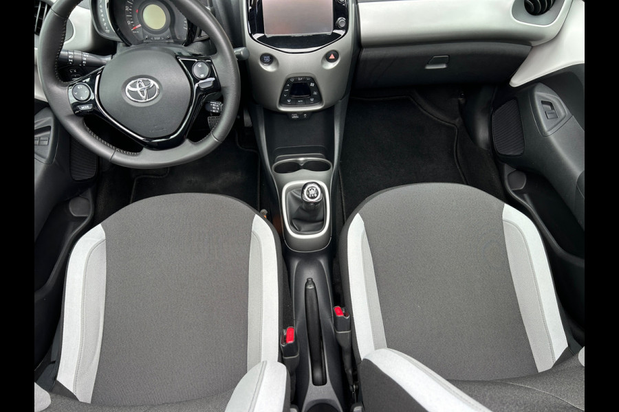 Toyota Aygo 1.0 VVT-i X-Wave Cabrio Camera Keyless NL-Auto Rijklaarprijs!